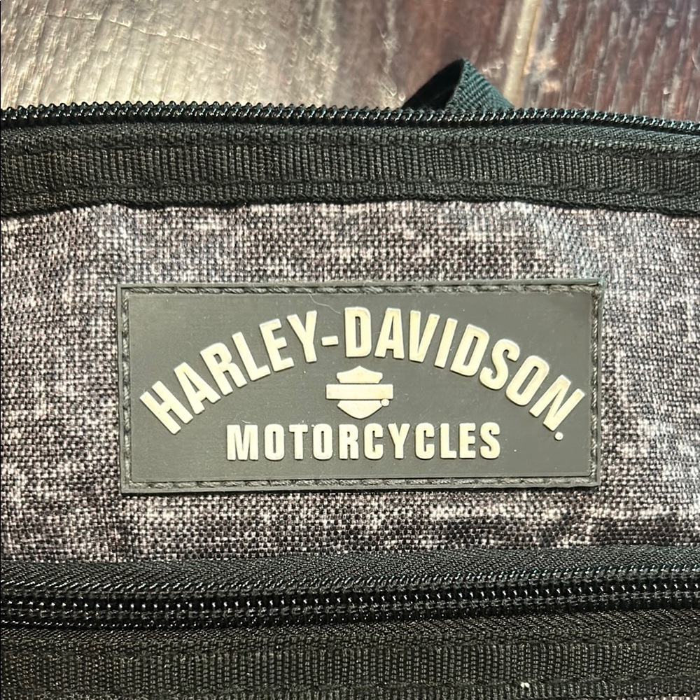 Harley-Davidson Motorcycles Black Gray Crossbody Bag with multiple zip pockets - Picture 3 of 4